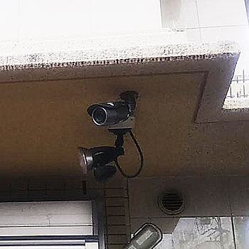 つくば市のマンションで防犯カメラ