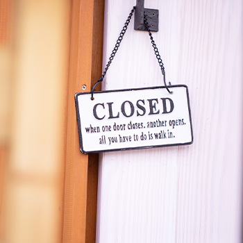 定休日・営業後に狙われる