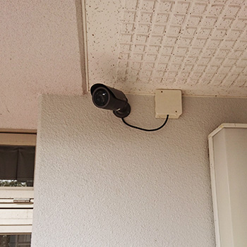 学校の防犯カメラ