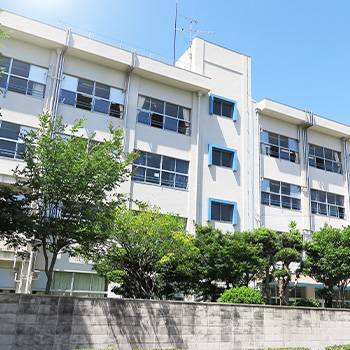 学校の危機管理とは？不審者・災害・SNSに備える実践対策と防犯設備