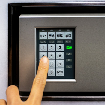 入退室管理・従業員管理