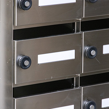 集合ポストに手が入るときの正しい対処法