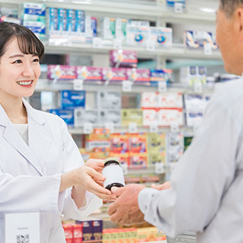 商品陳列と同時に見回りと声掛けを増やす