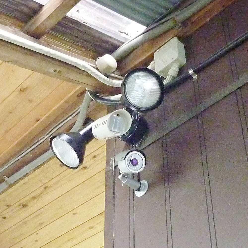 荒川区の戸建住宅　防犯カメラセンサーライト設置完了