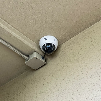 富津市のマンションに設置した防犯カメラ