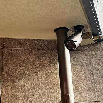 日高市のマンション場で防犯カメラを設置