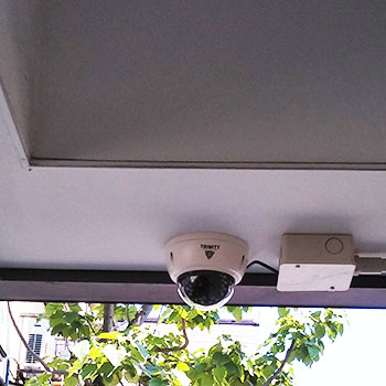 川口市のアパートで設置した防犯カメラ
