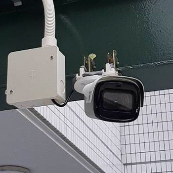 南房総市のマンションに設置した防犯カメラ