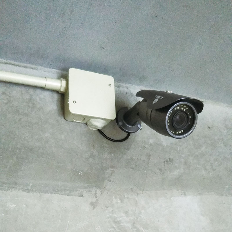 狭山市のマンションで防犯カメラを設置