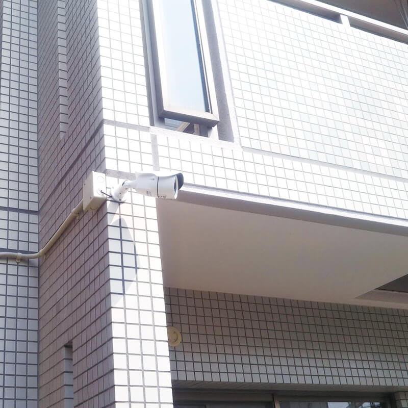 栃木市のマンションの外につけた防犯カメラ