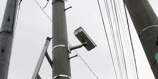 東京で電柱に防犯カメラの設置