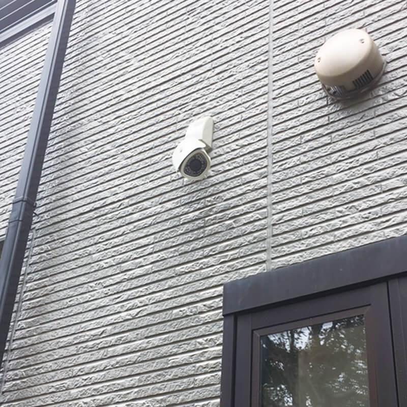 矢板市の自宅　外壁に防犯カメラ設置