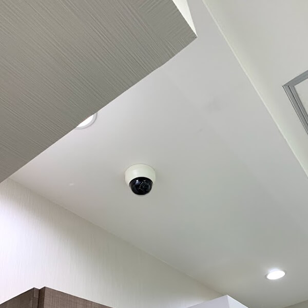 町内会の建物内部の防犯カメラ2