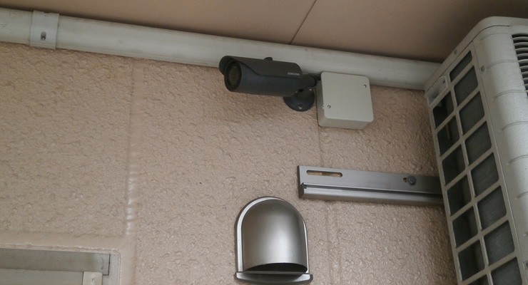 川崎市の一軒家に防犯カメラを１台設置