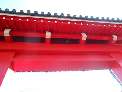 神奈川県海老名市のお寺の境内に防犯カメラ設置工事
