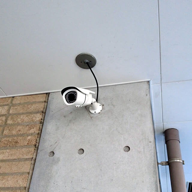 小田原市の防犯カメラ設置　玄関