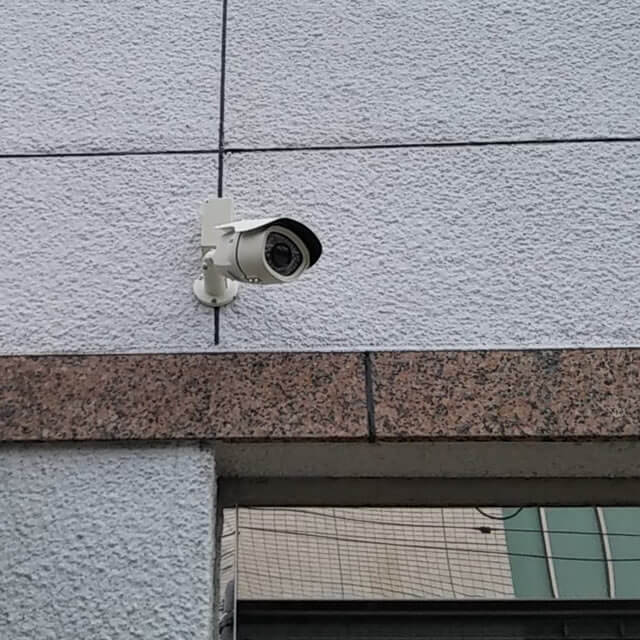 箱根の防犯カメラ設置工事　駐車場
